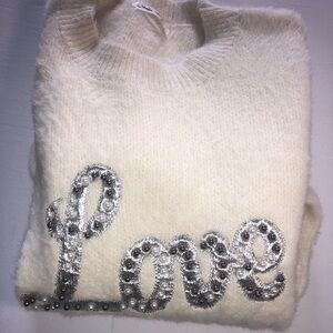Maybe Wang super soft cozy crewneck sweater in size S/M